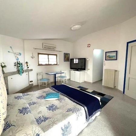Imperia85 Lt Hotel ออลเบีย ภายนอก รูปภาพ